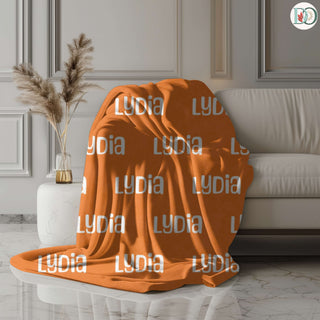 Golden Hug – Personalized Name Blanket | Cozy Throw with Name, Font & Color Preview