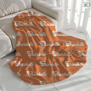 Golden Hug – Personalized Name Blanket | Cozy Throw with Name, Font & Color Preview